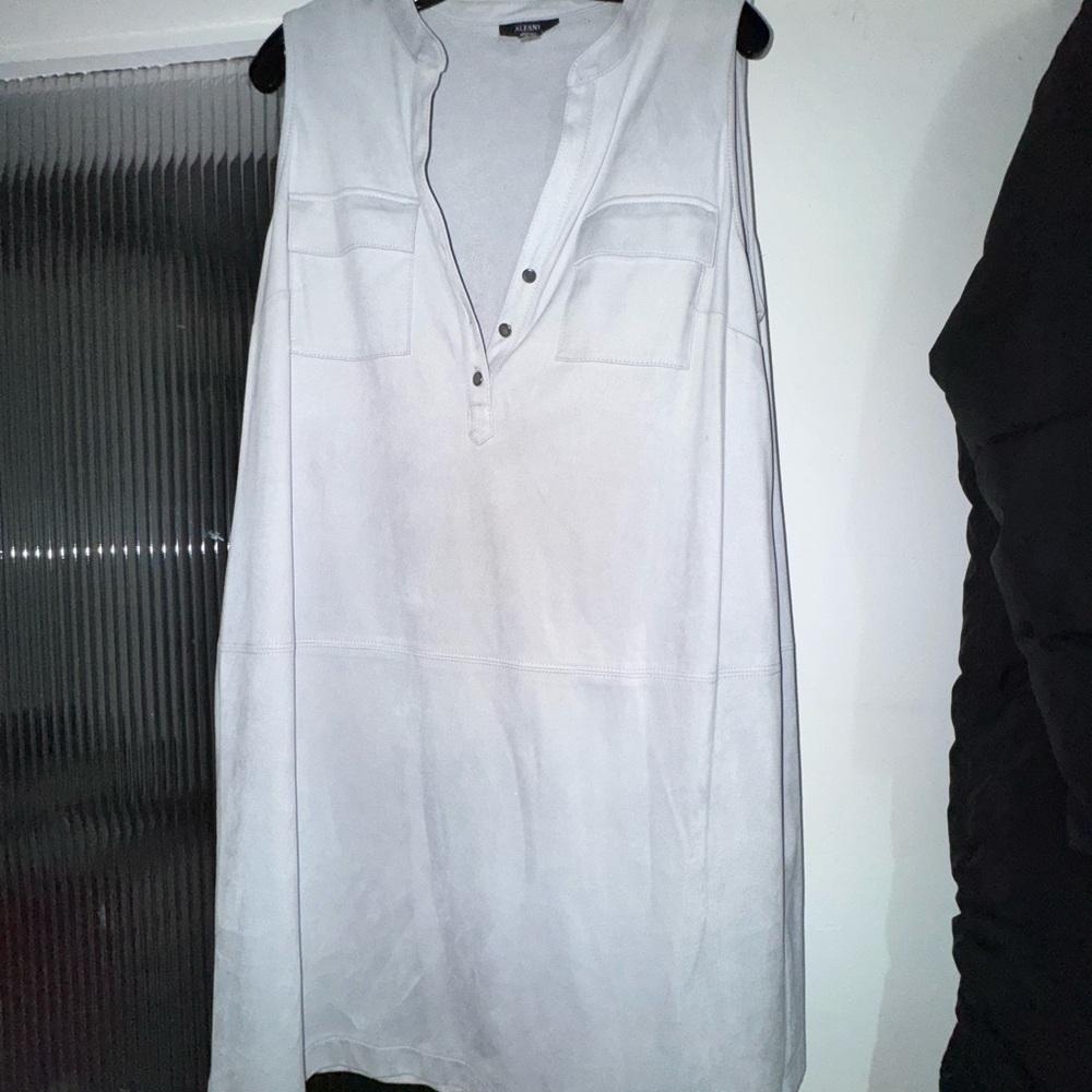 Alfani Light Gray Top
